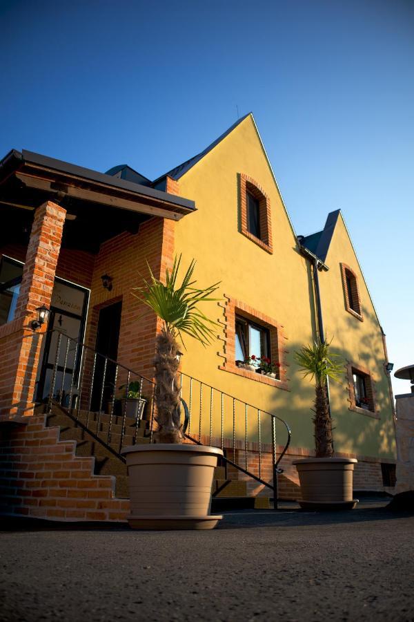 Wellness & Restaurant Zoborska, Free Parking Guest house 3*