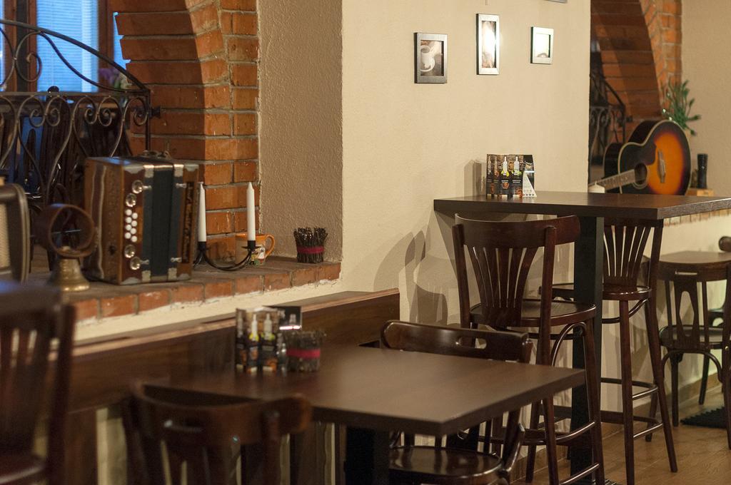 Wellness & Restaurant Zoborska, Free Parking Nitra