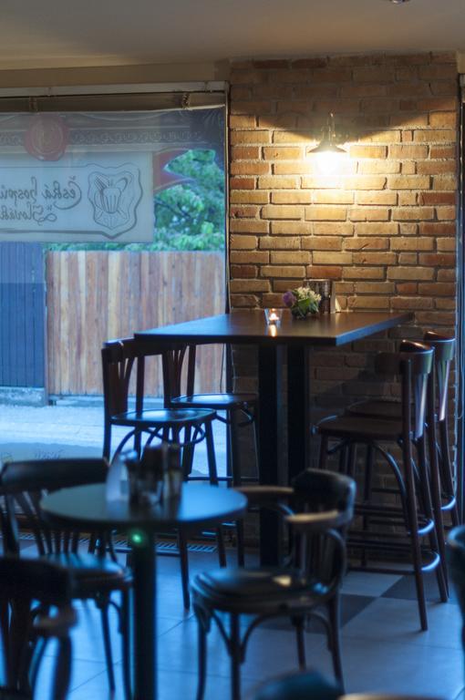 Guest house Wellness & Restaurant Zoborska, Free Parking Nitra