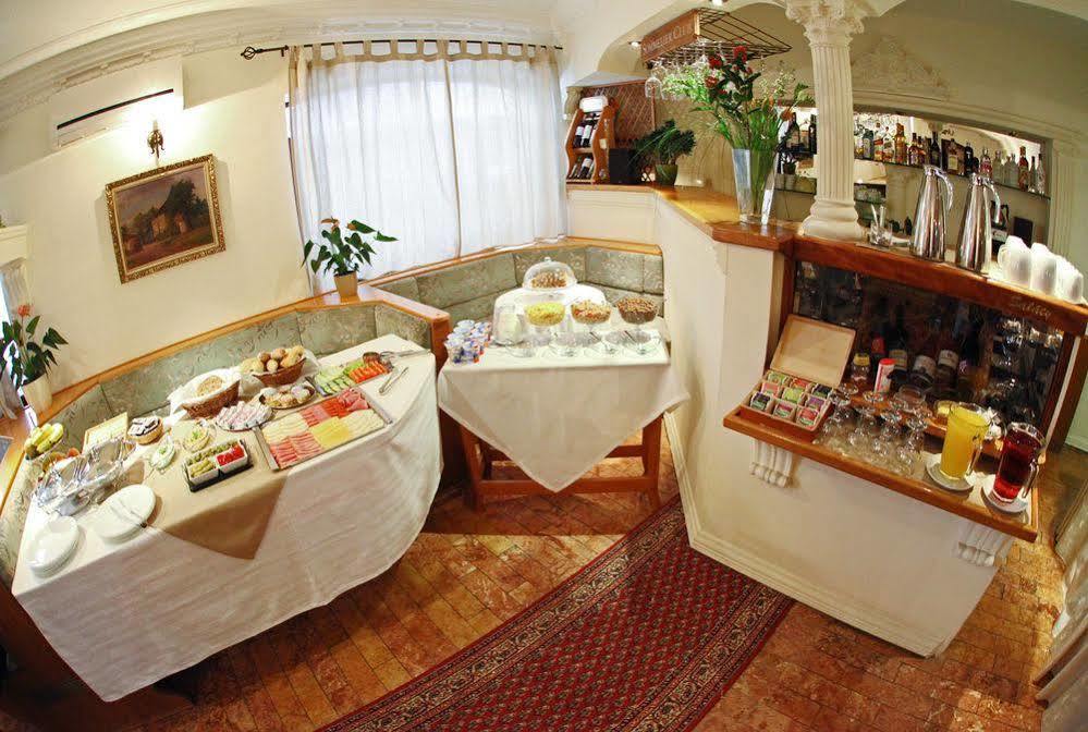 Wellness & Restaurant Zoborska, Free Parking 3*